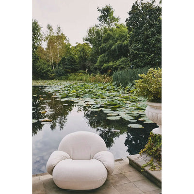 Pacha Sofa Outdoor Four-seater sofa with armrest by Gubi - Additional Image - 5