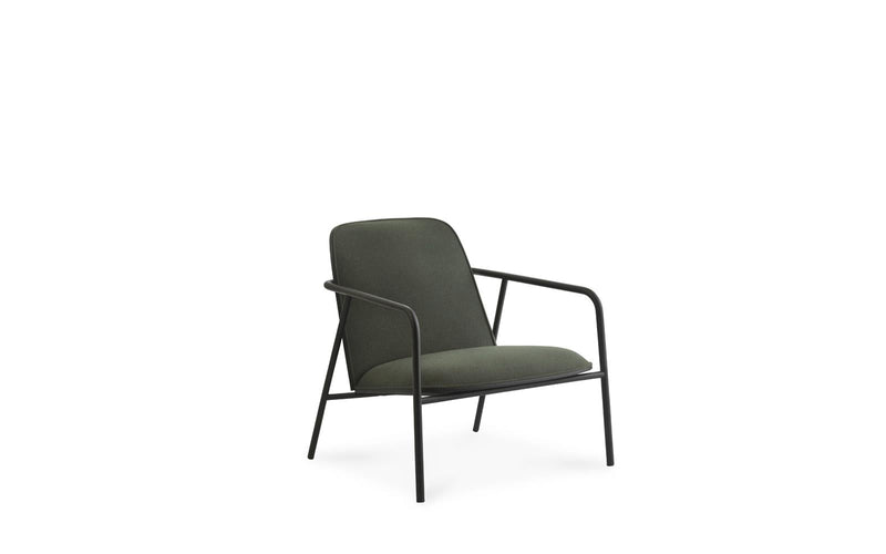 Pad Low Black Steel Black/Synergy Low Lounge Chair