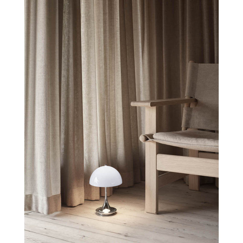 Panthella 160 Portable Table Lamp by Louis Polsen - Additional Image - 10