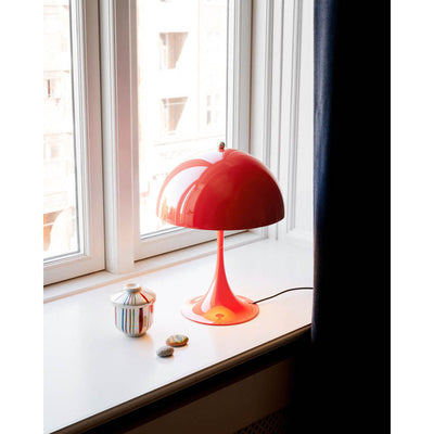 Panthella 250 Table Lamp by Louis Polsen - Additional Image - 16