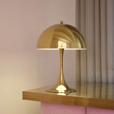 Panthella 320 Table Lamp by Louis Polsen - Additional Image - 5