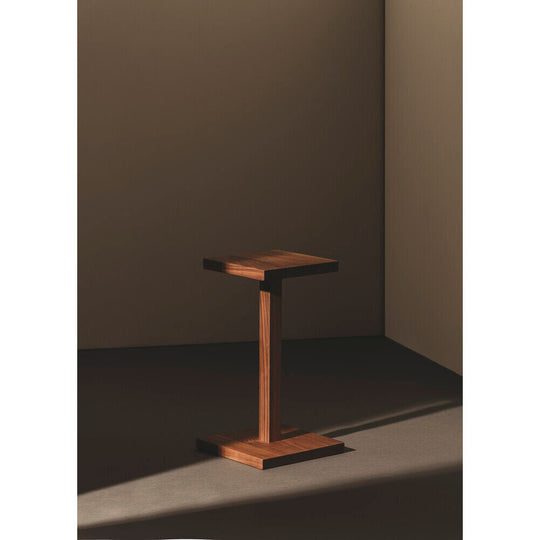 Peana Molina Side Table by Santa & Cole