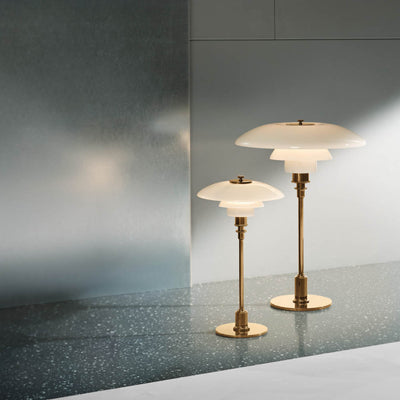 PH 3/2 Glass Table Lamp by Louis Polsen - Additional Image - 10