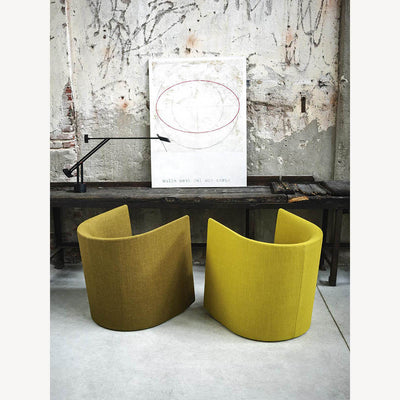 Pisa Armchair by Tacchini - Additional Image 4