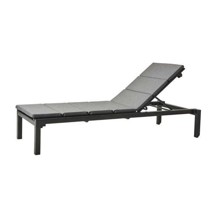 Relax Outdoor Sunbed by Cane-line