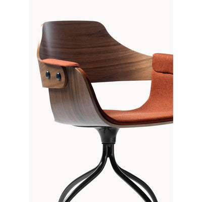 Showtime Chair - Swivel by Barcelona Design - Additional Image - 2
