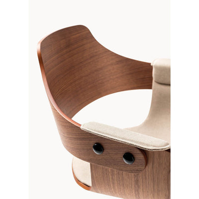 Showtime Chair - Wheels by Barcelona Design - Additional Image - 1