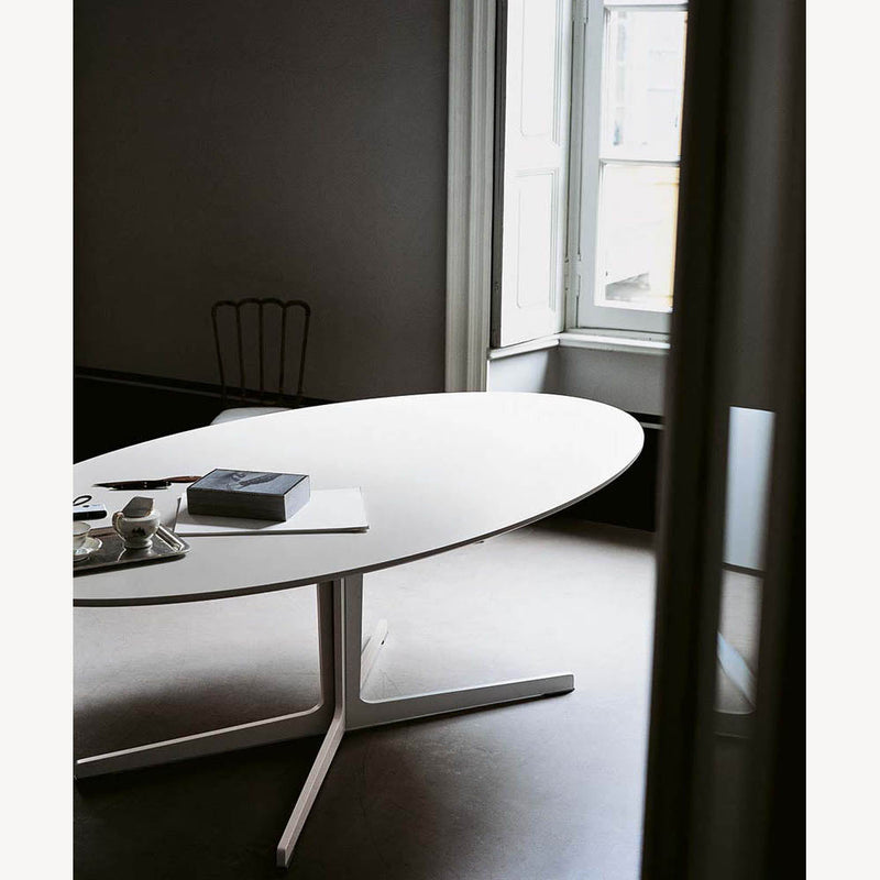 Split Dining Table by Tacchini - Additional Image 4
