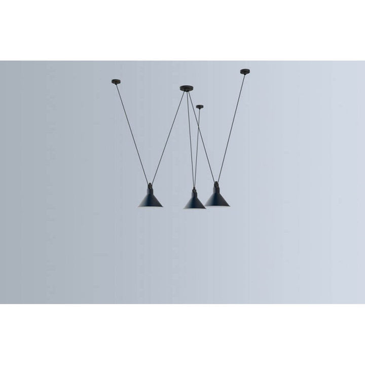 The Acrobats Of Gras N&deg;325 by DCW