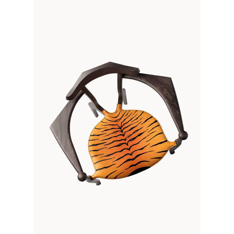 Tiger Art Gaulino Easy Chair by Barcelona Design - Additional Image - 2
