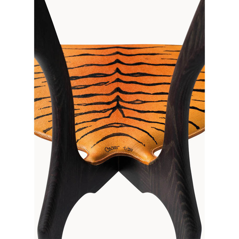 Tiger Art Gaulino Easy Chair by Barcelona Design - Additional Image - 3
