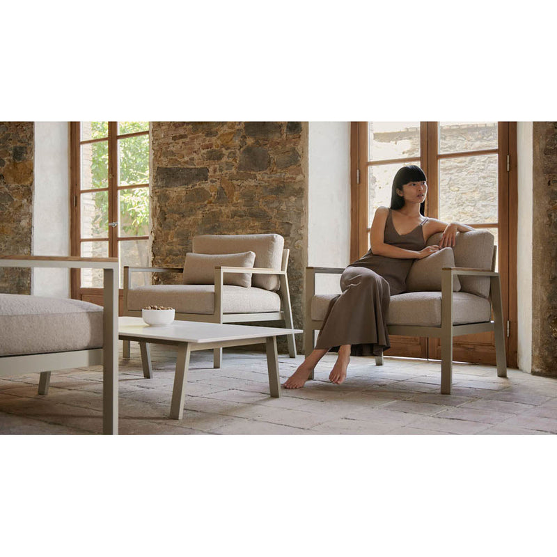 Timeless Lounge Chair by GandiaBlasco