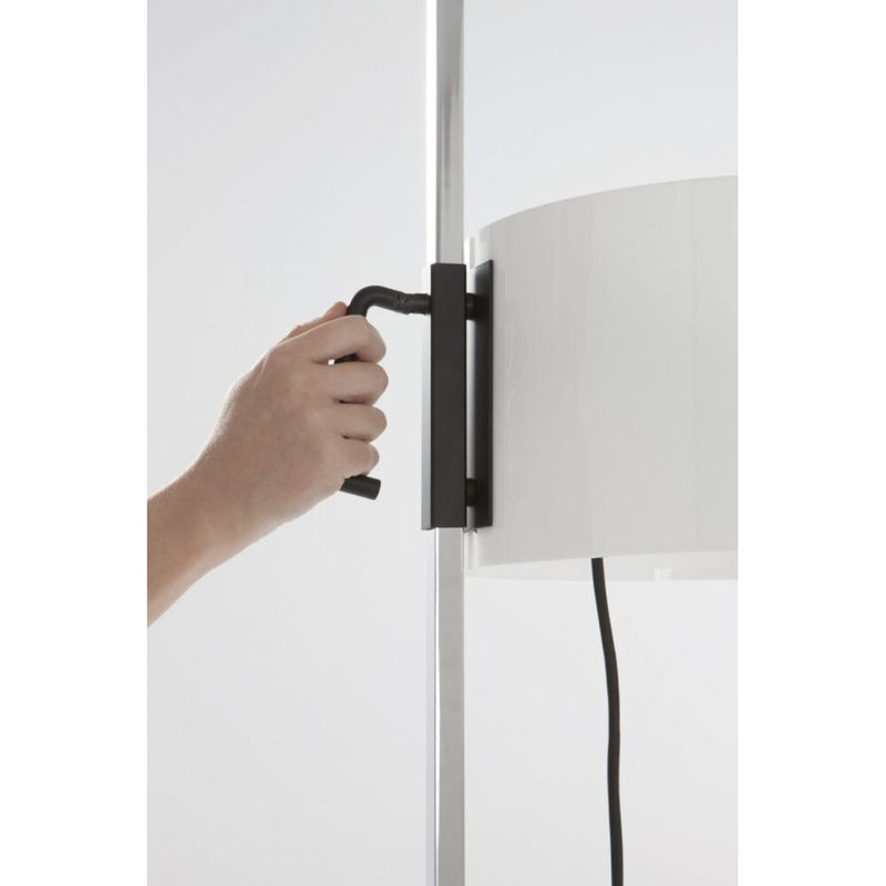 TMC Floor Lamp by Santa & Cole - Additional Image - 3