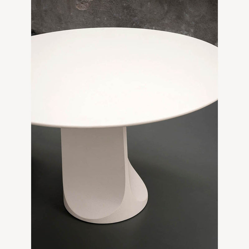 Togrul Dining Table by Tacchini - Additional Image 2