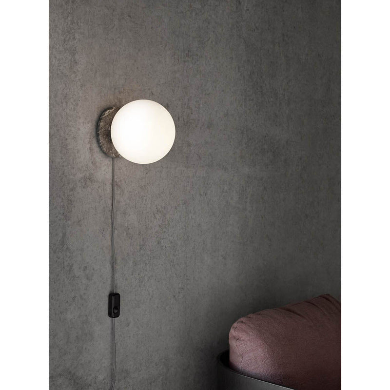 TR Bulb, Table/Wall Lamp by Audo Copenhagen - Additional Image - 3