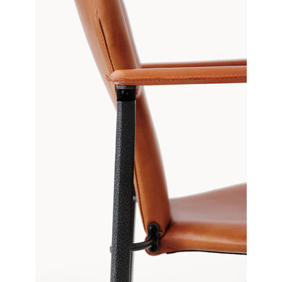 Varius New Chair by Barcelona Design - Additional Image - 2