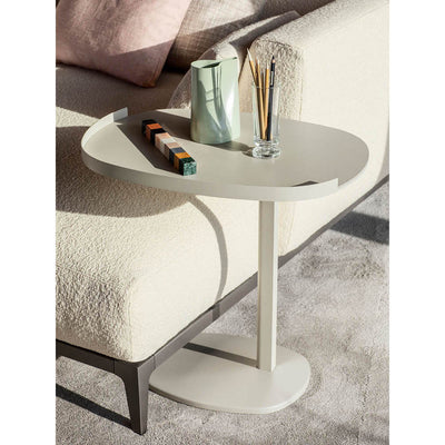 Victoria Small Table Double Central Leg by Flou Additional Image - 6