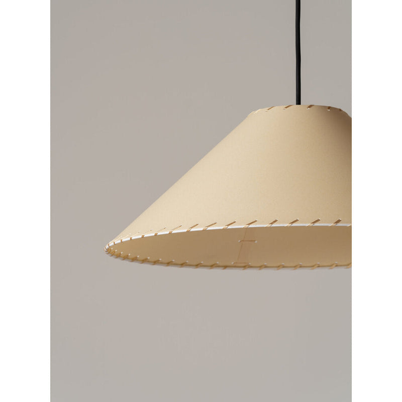 Yesyes Flat Conical Pendant Lamp by Santa & Cole - Additional Image - 3